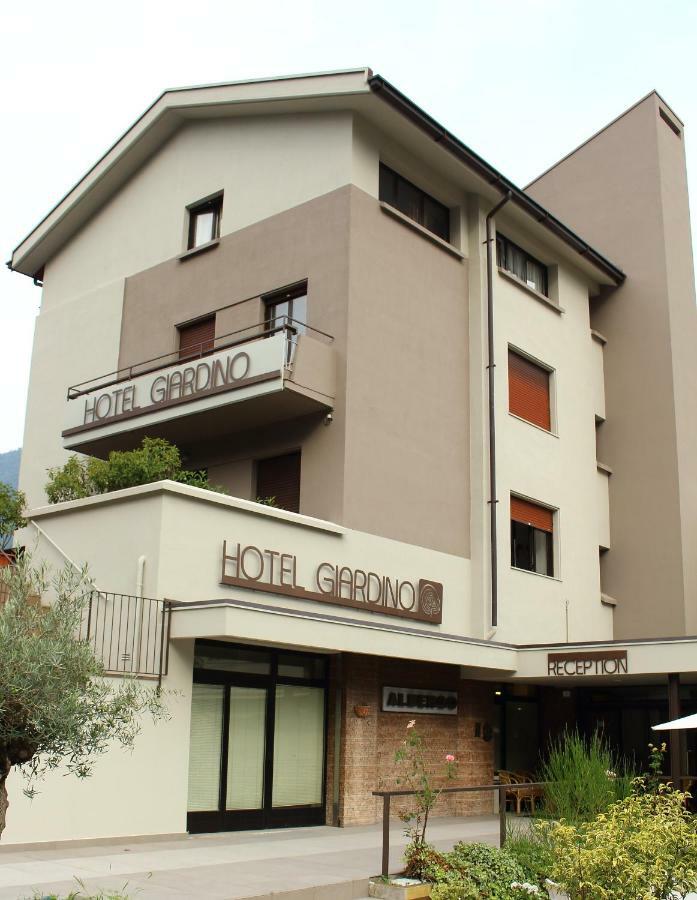 Hotel Giardino ブレーノ エクステリア 写真